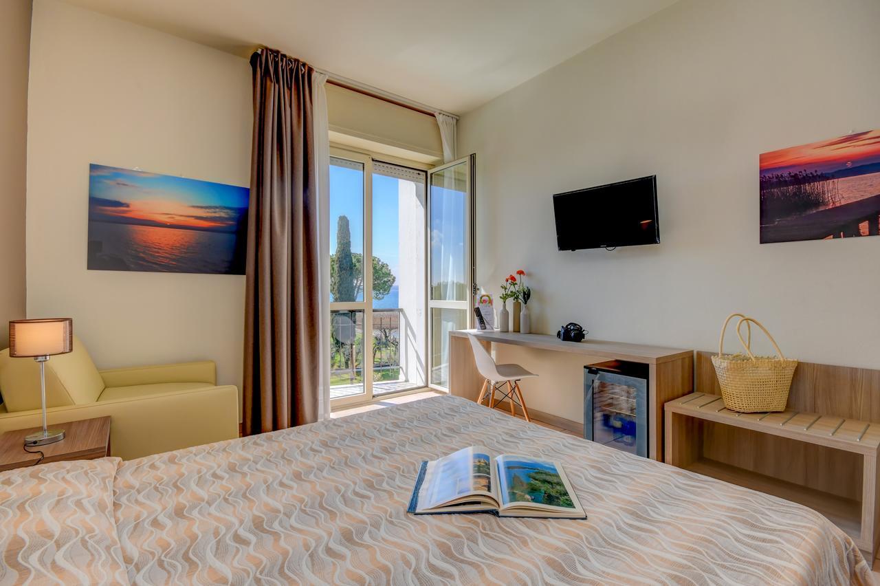 Hotel Miramar Sirmione Exterior photo
